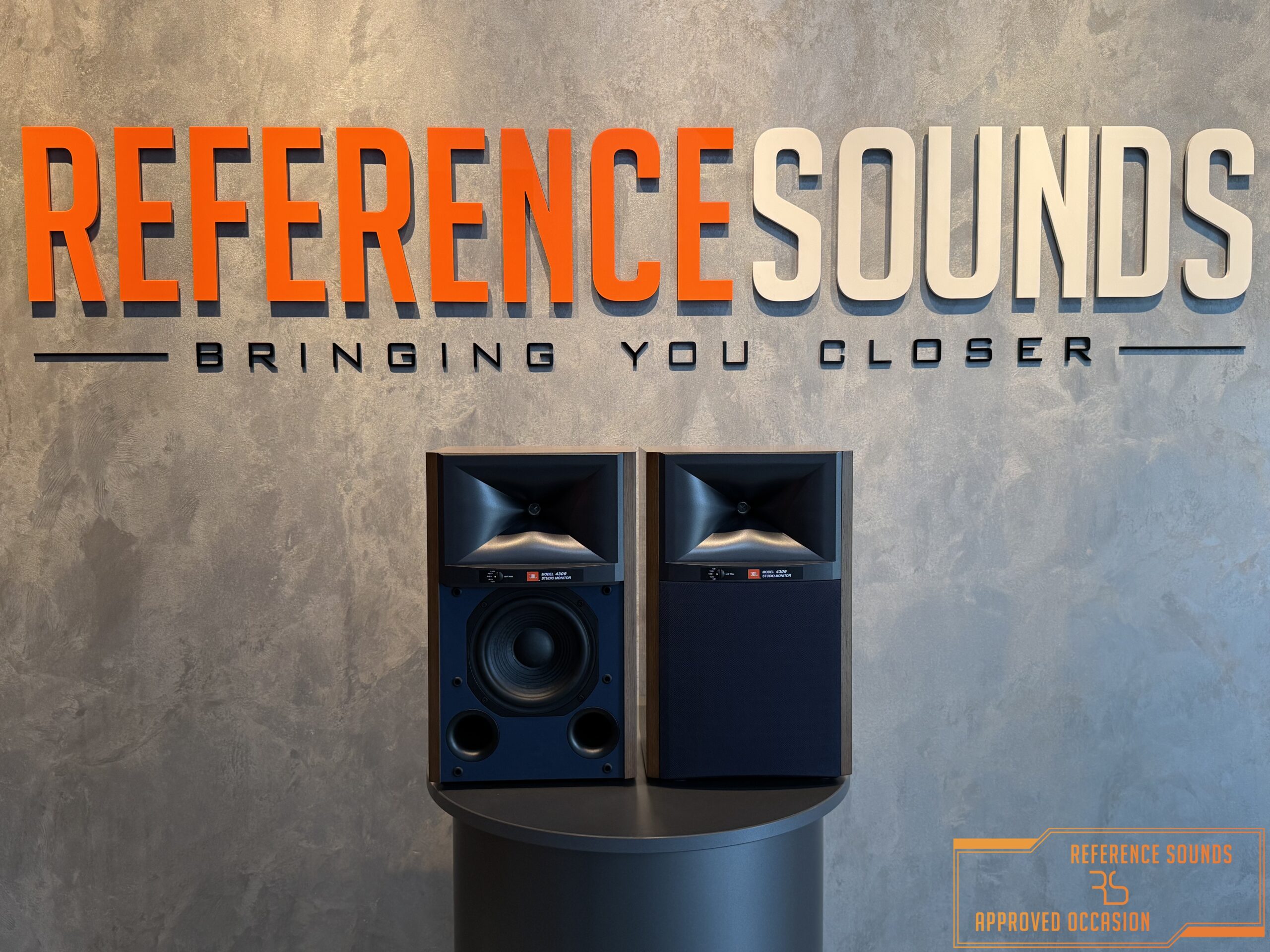 JBL 4309